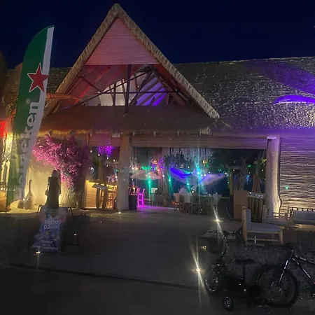 Апартаменти отличен двустаен до 4 души 304 *