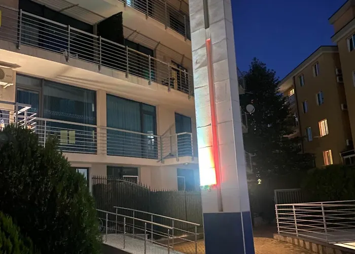 отличен двустаен до 4 души 304 Slantchev Briag